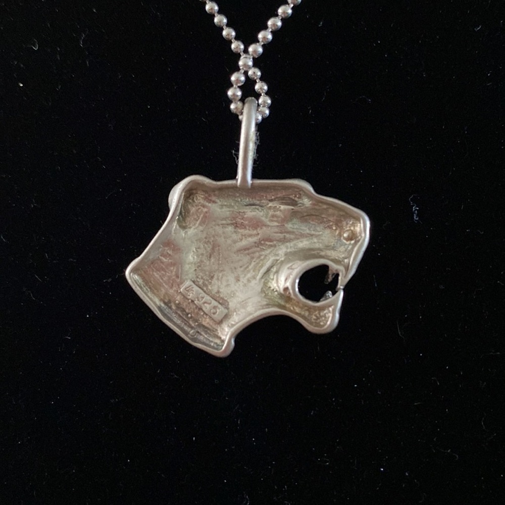 Vintage sterling silver pendant. P2 - Picture 2 of 4